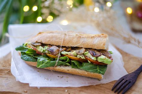 Bocadillo vegetal de aguacate y champiñones Mis Recetas Veganas