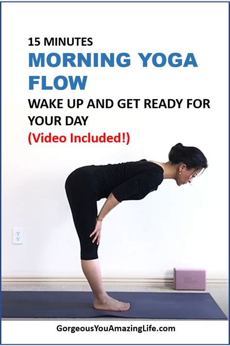 15 Minutes Easy Yoga Flow Video In 2020 Yoga Flow Video Yoga Flow