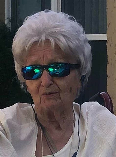 Obituary Of Helen E Jasinski Eklund Hollis Funeral Home Prou