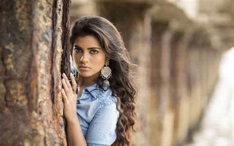 Aishwarya Rajesh Wallpapers Wallpaper Cave