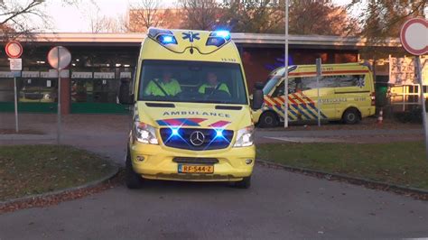 Prio Politie Ambulances Met Spoed In Zaandam Youtube