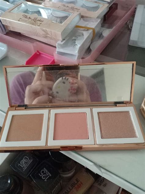 Esqa The Goddes Cheek Palette Kesehatan Kecantikan Rias Wajah Di