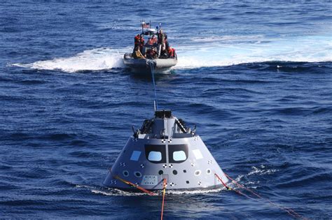 Nasa Us Navy Practice Spacecraft Recovery At Sea