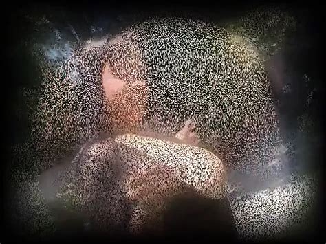 Une black à forte poitrine en lingerie sexy se fait lécher la chatte xHamster