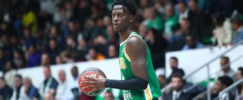 L ASVEL tient sa première recrue Crumpe