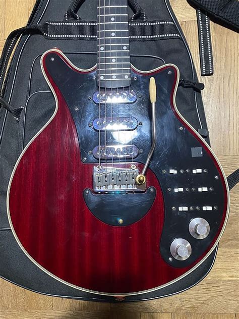 BMG Brian May Signature Special Red Reverb