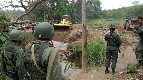 Muere Efectivo De La Dgcim Y Cuatro Delincuentes Fueron Ultimados En