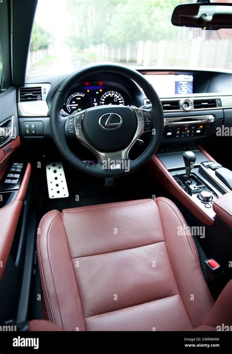 Lexus GS450h F-Sport interior (model year 2012) - driver's seat and ...