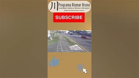 Câmera Registra Momento Em Que Carro é Arrastado Por Trem Youtube