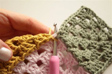 How To Join Crochet Motifs Using The Join As You Go JAYG Technique