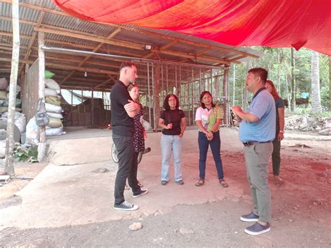 International NGO Explores Coconut Training Center S Sustainable