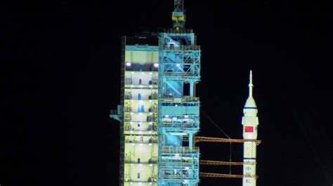 China Envia Este Martes A Tres Astronautas A Su Estacion Espacial