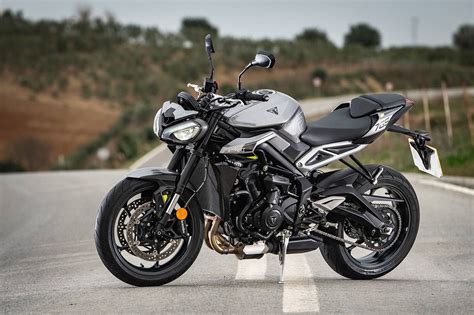 First Ride 2024 Triumph Street Triple 765 Motorbike News The