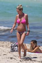 Tara Reid Sexy Seen In A Pink Bikini As She Hits The Beach With Friends In Miami Aznude