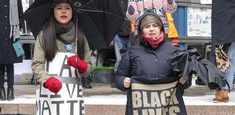 ¿los Jóvenes Se Rebelan Realmente Contra El Sistema