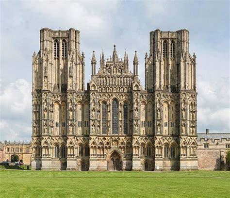 The 39 Greatest Constructions Of Gothic Architecture In The World