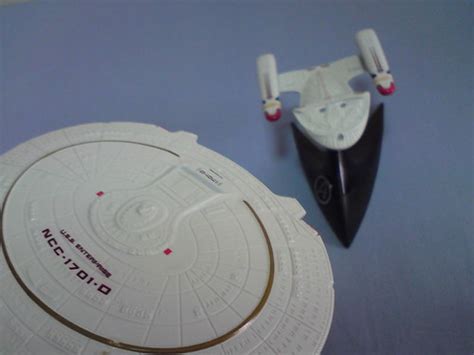 Star Trek USS Enterprise NCC 1701 D Model Kit By Hot Wheels Startrek Wallpaper