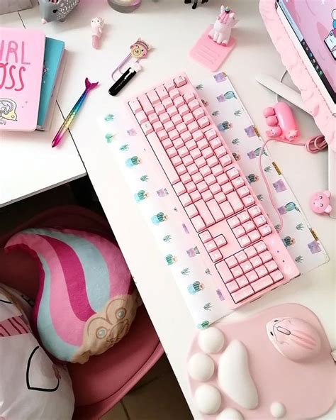 Pink office