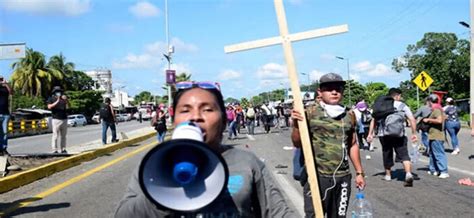 Venezolanos Que Integran Viacrucis Migrante Hacen Vigilia