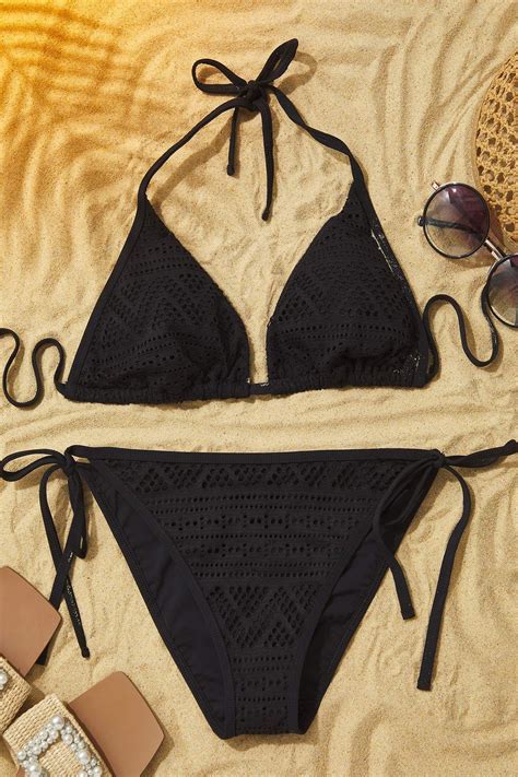 Trendyolmilla Siyah Üçgen Bağlamalı Dokulu Regular Bikini Takımı TBESS24BT00024 Fiyatı
