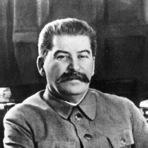 Iósif Stalin biografía e historia del líder soviético