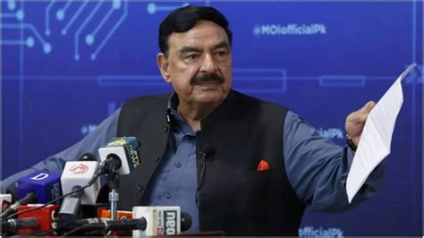 Former Pakistan Minister Sheikh Rasheed Ahmad Spits On Live Tv During