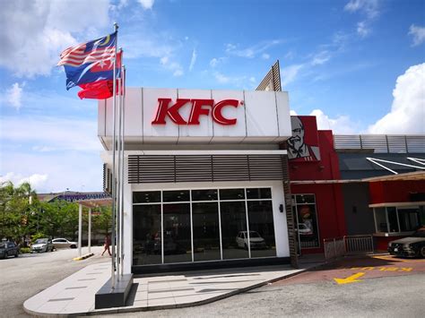 Kfc Senai Impian Johor Drive Thru Di Bandar Kulai