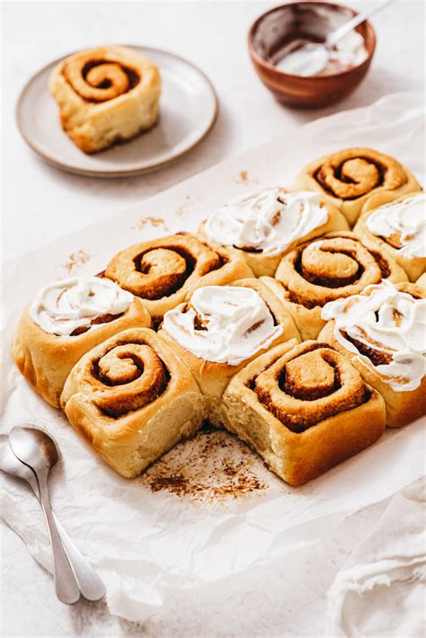 Cinnamon Rolls La Recette Des Brioches À La Cannelle Lilie Bakery