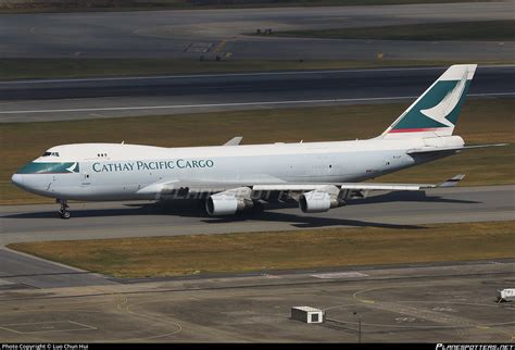 B Lif Cathay Pacific Boeing Erf Photo By Luo Chun Hui Id