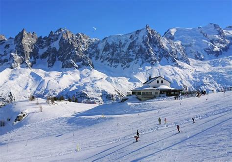 Take a look inside the Chamonix ski resort – Chrea Tours – Travel with Style – Solo Adventure