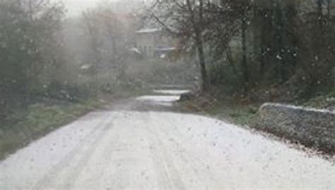 Cielo Grigio E Aria Di Neve Live Primi Fiocchi In Val Brembana Cronaca