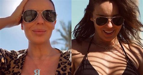Agnieszka Włodarczyk w bikini prezentuje ciążowy brzuszek Jest na kolejnych wakacjach