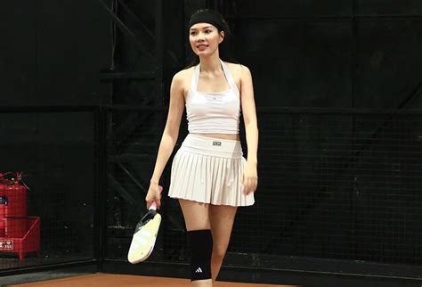 Dàn hot girl ham vui diện đồ quyến rũ gây sốt giải pickleball tại TP HCM