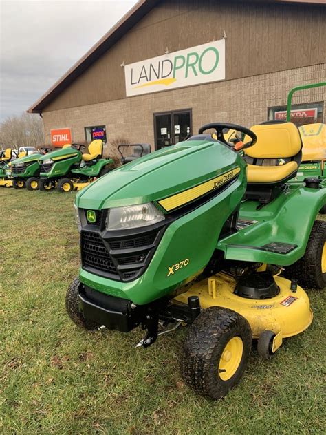 John Deere X Tractor Corta Relva Para Vendamacedon New York