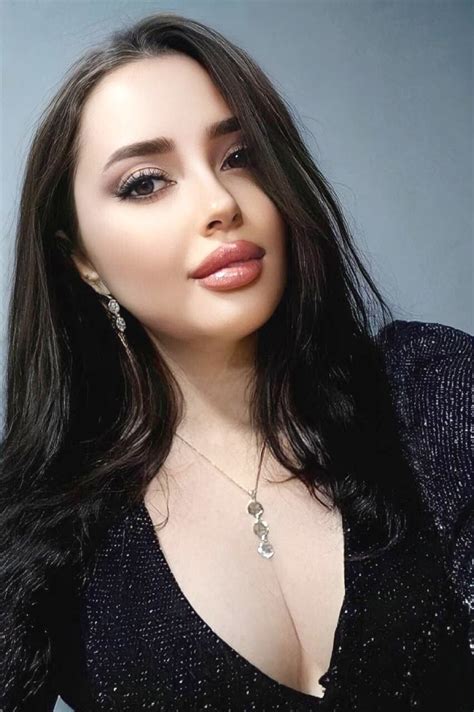 Inna Hazel Eyes Brunette Hair Years Old Id