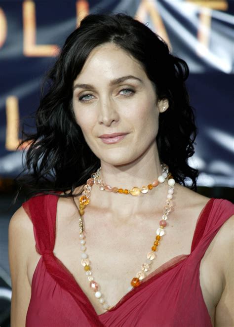 Model Carrie Anne Moss wallpapers (6448)