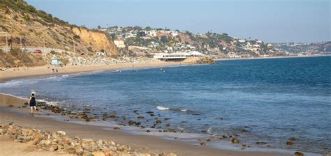 Where are the 5 Best Beaches Near Calabasas, California?