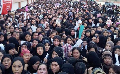 Makalah tentang Perlindungan Tenaga Kerja Wanita - Septa Andriani