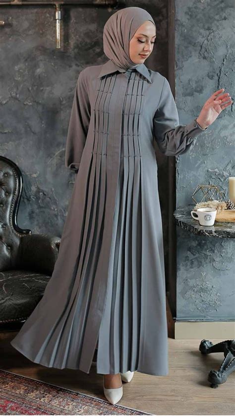 Pin By Sevin Kara On Be Endi Im Elbiseler Abaya Designs Simple