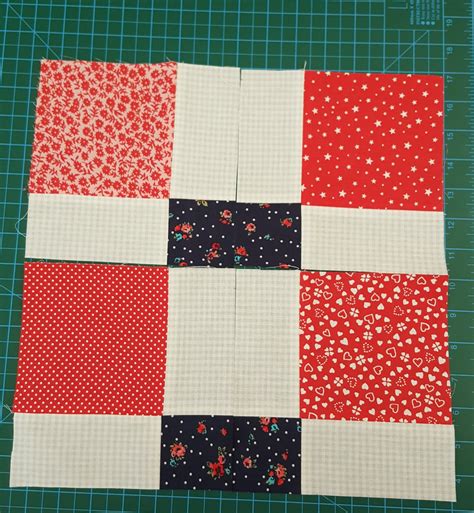 how to make disappearing nine patch quilts | All about patchwork and