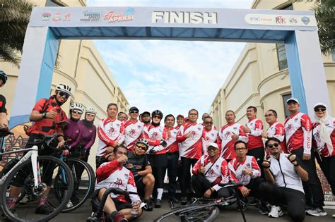 Gowes Bersama Peserta Apeksi Danny Pomanto Kenalkan Kota Makassar Netral