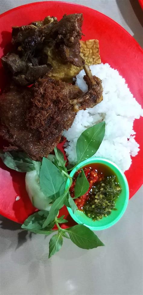 Nasi Bebek Tugu Pahlawan Restaurant Balikpapan Seberang Asrama Polisi