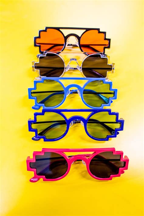 Pixel Sunglasses – RMIT Store