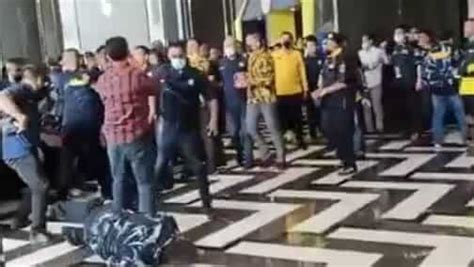 Munas AMPI Golkar Ricuh Video Peserta Baku Hantam Viral Di Media