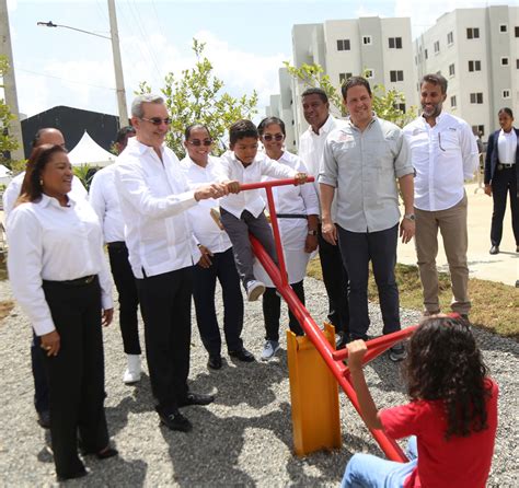 Abinader Entrega Nuevos Apartamentos De Primera Etapa Del Plan Mi