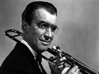 Glenn Miller biography, birth date, birth place and pictures