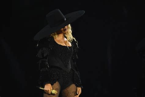 Beyoncé’s Longtime Stylist Talks 'Formation,' Finding Inspiration And ...