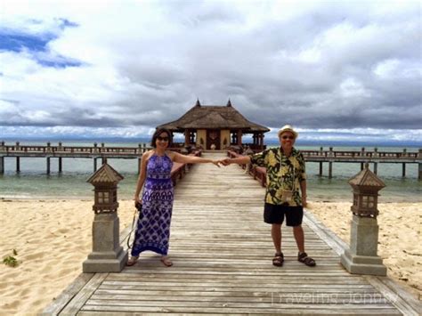 traveling johnny balesin island philippines