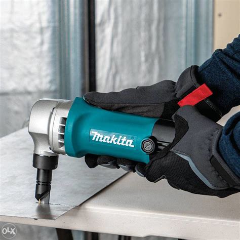 MAKITA Glodalica Za Lim JN1601 550W 2 200 Min 1 Strug Glodalice