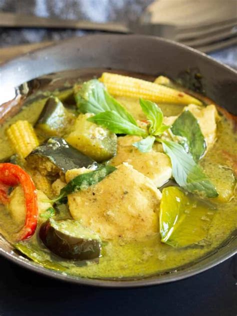 Thai Green Chicken Curry Recipe Gaeng Kiew Waan Kai Wandercooks